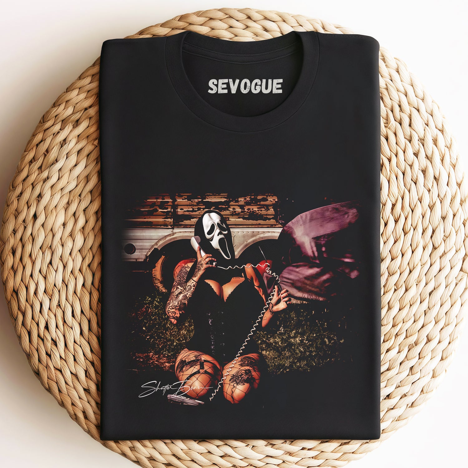Scream Girl Unisex Tee, Sweatshirt & Hoodi